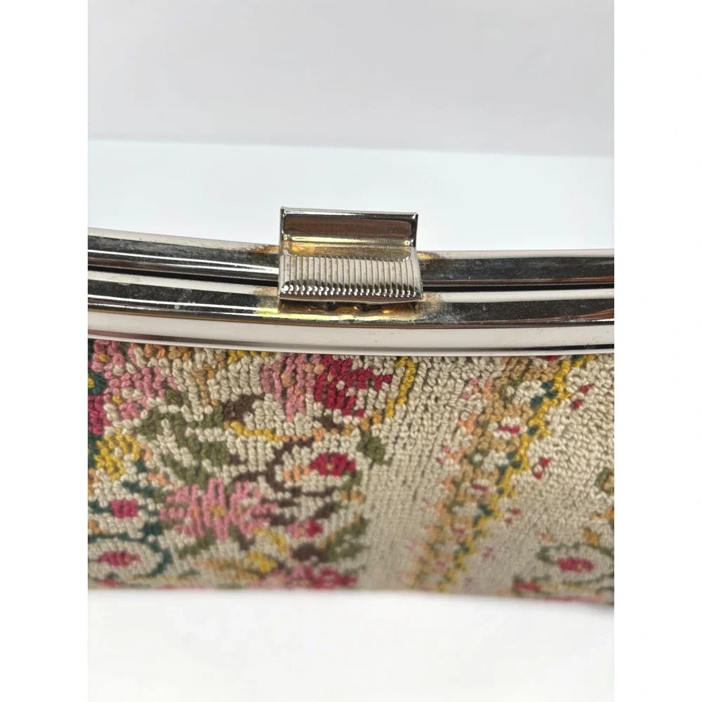 Vintage Medium Handbag Floral Tapestry Needlepoint Top Handle Cottage Grandma